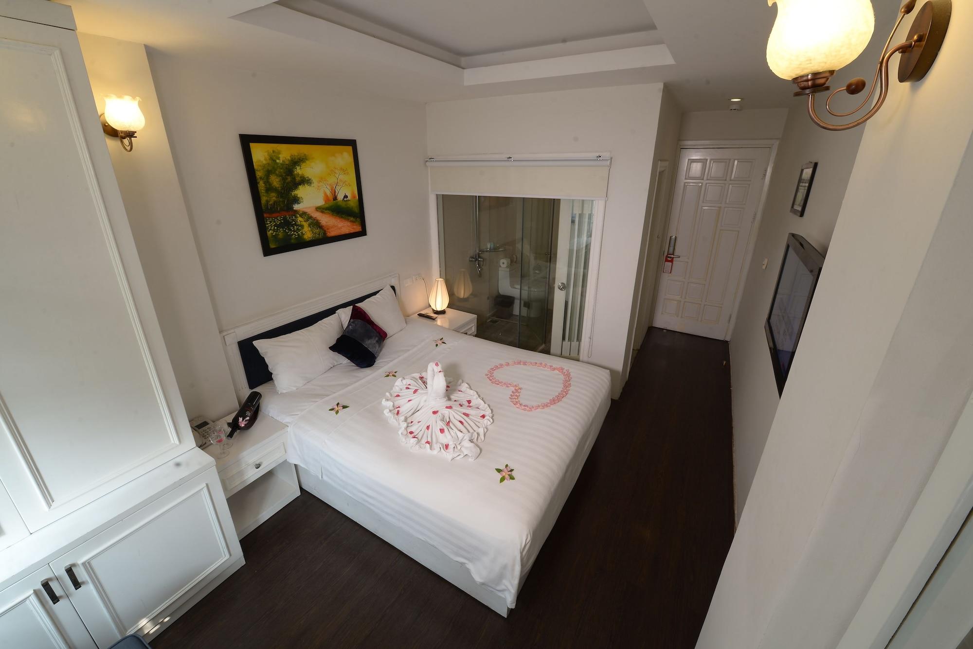 Mai Charming And Hotel 3*