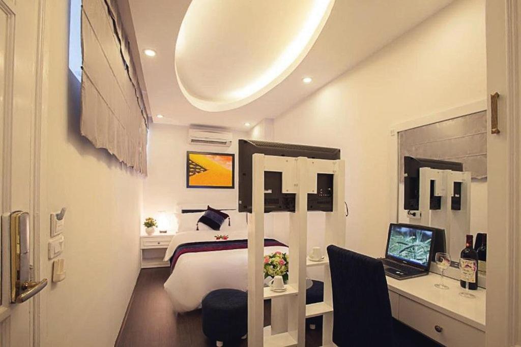 Khách sạn Mai Charming And 3*