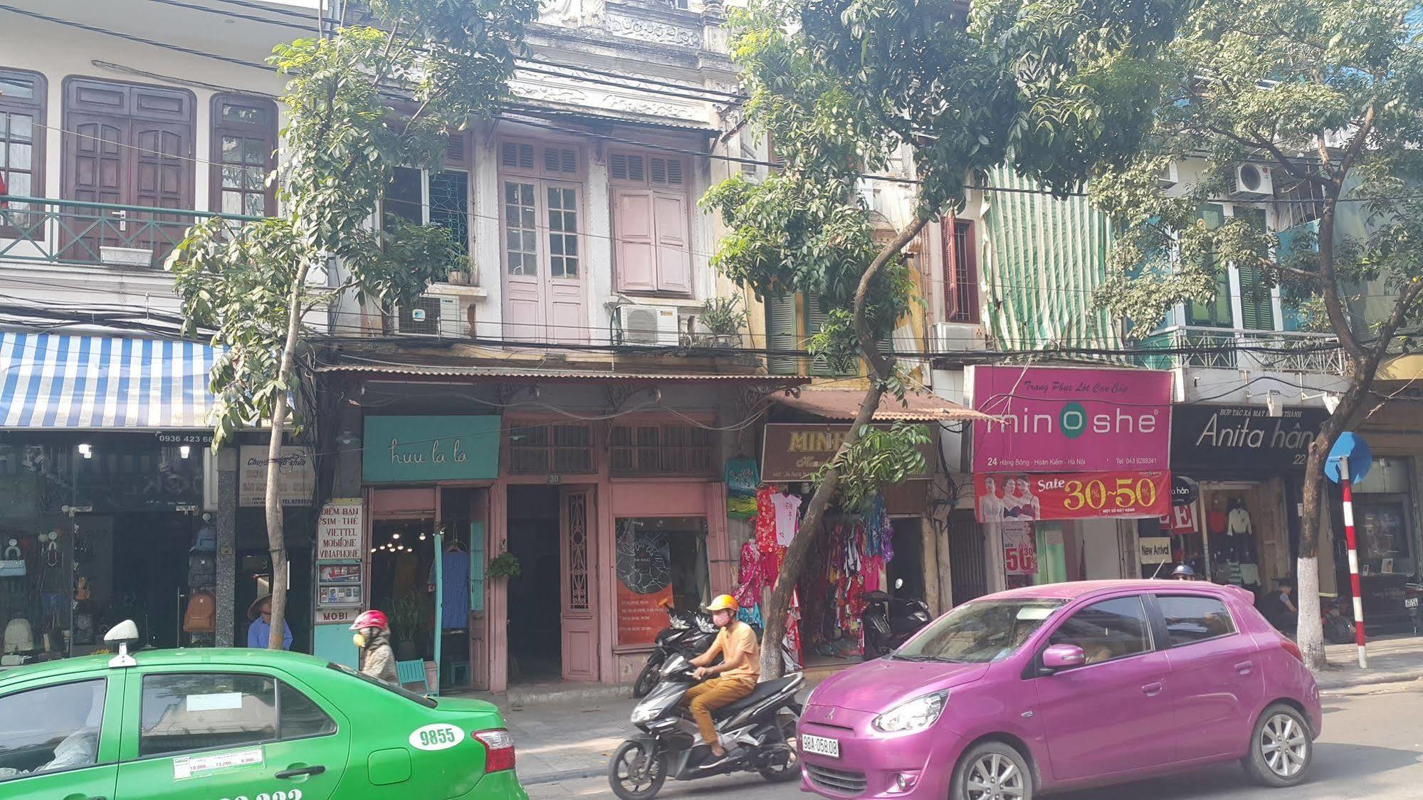 Mai Charming And Hà Nội